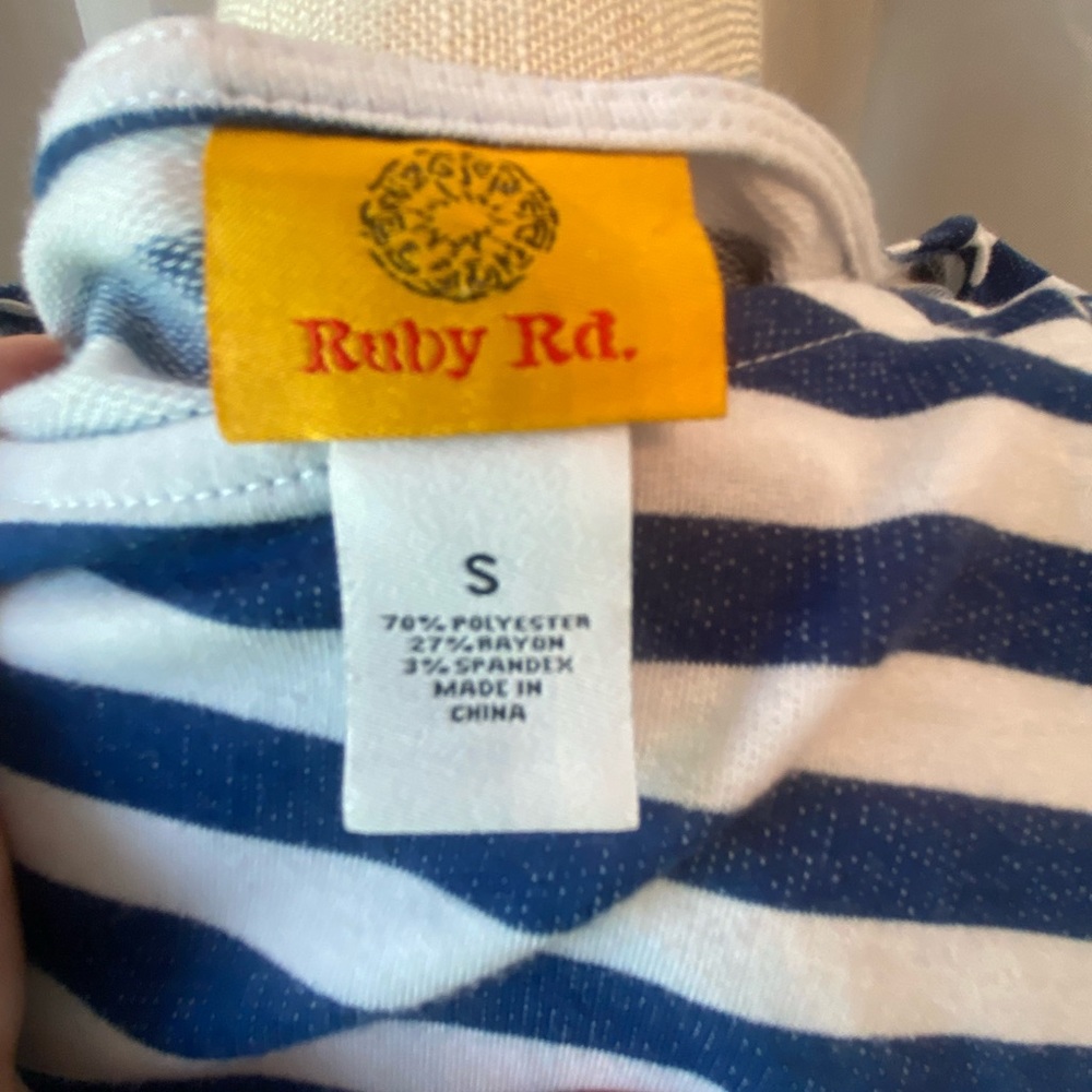 ❌SOLD❌ RUBY RD CASUAL BLUE AND WHITE STRIPED DRESS SMALL - Picture 5 of 5